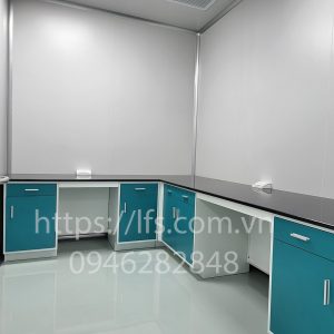 Wall-mounted Laboratory Table